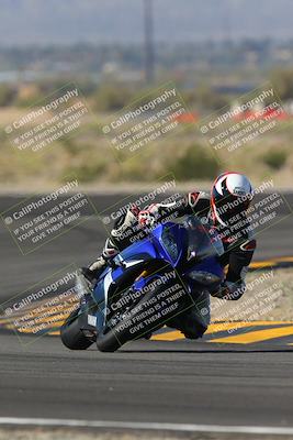 media/Nov-06-2022-SoCal Trackdays (Sun) [[208d2ccc26]]/Turn 11 (10am)/